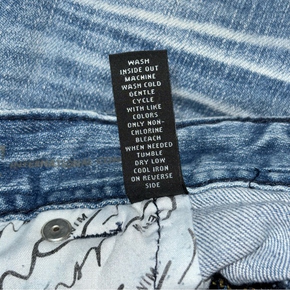 INC Light Wash Distressed Jean Regular Fit Size 10 - Picture 5 of 9